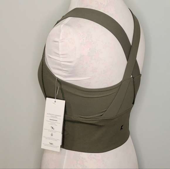 Glyder One Crop Bra - NWT - Picture 4 of 4